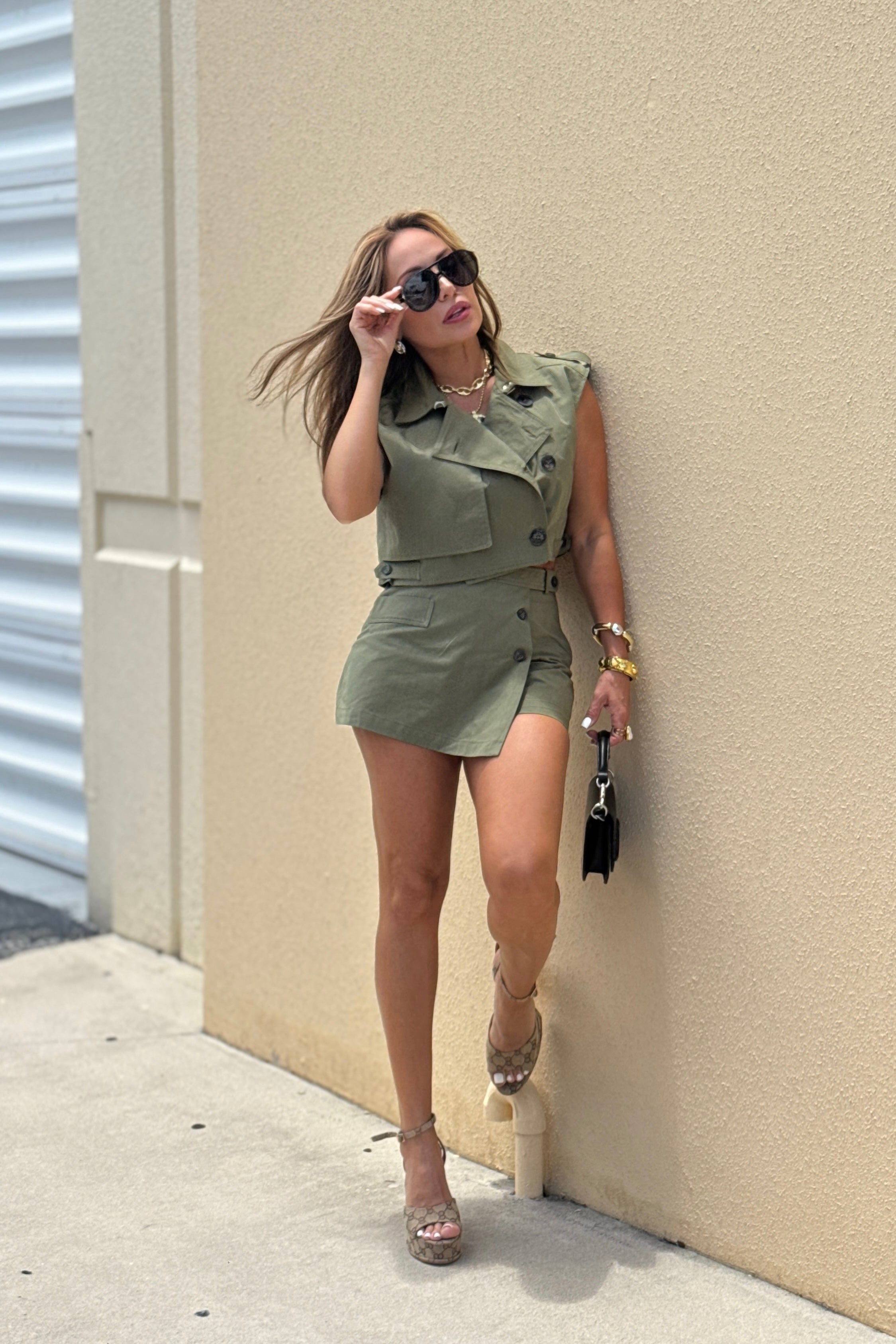 PAMELA BUTTON SHORT