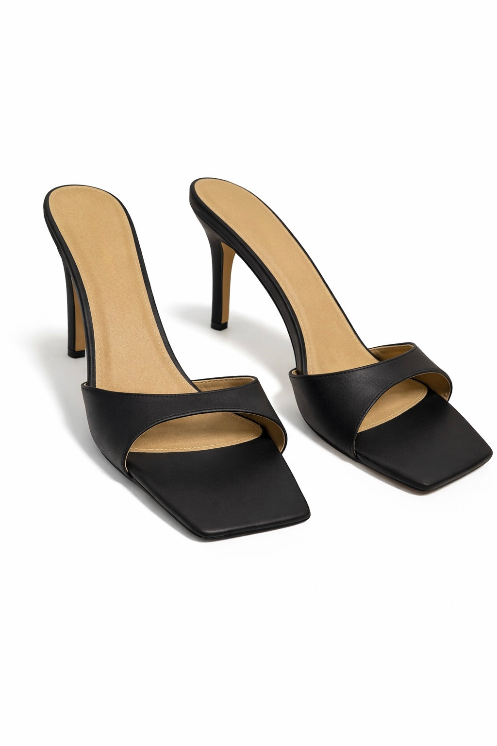 CLASSIC SQUARE TOE HEELS