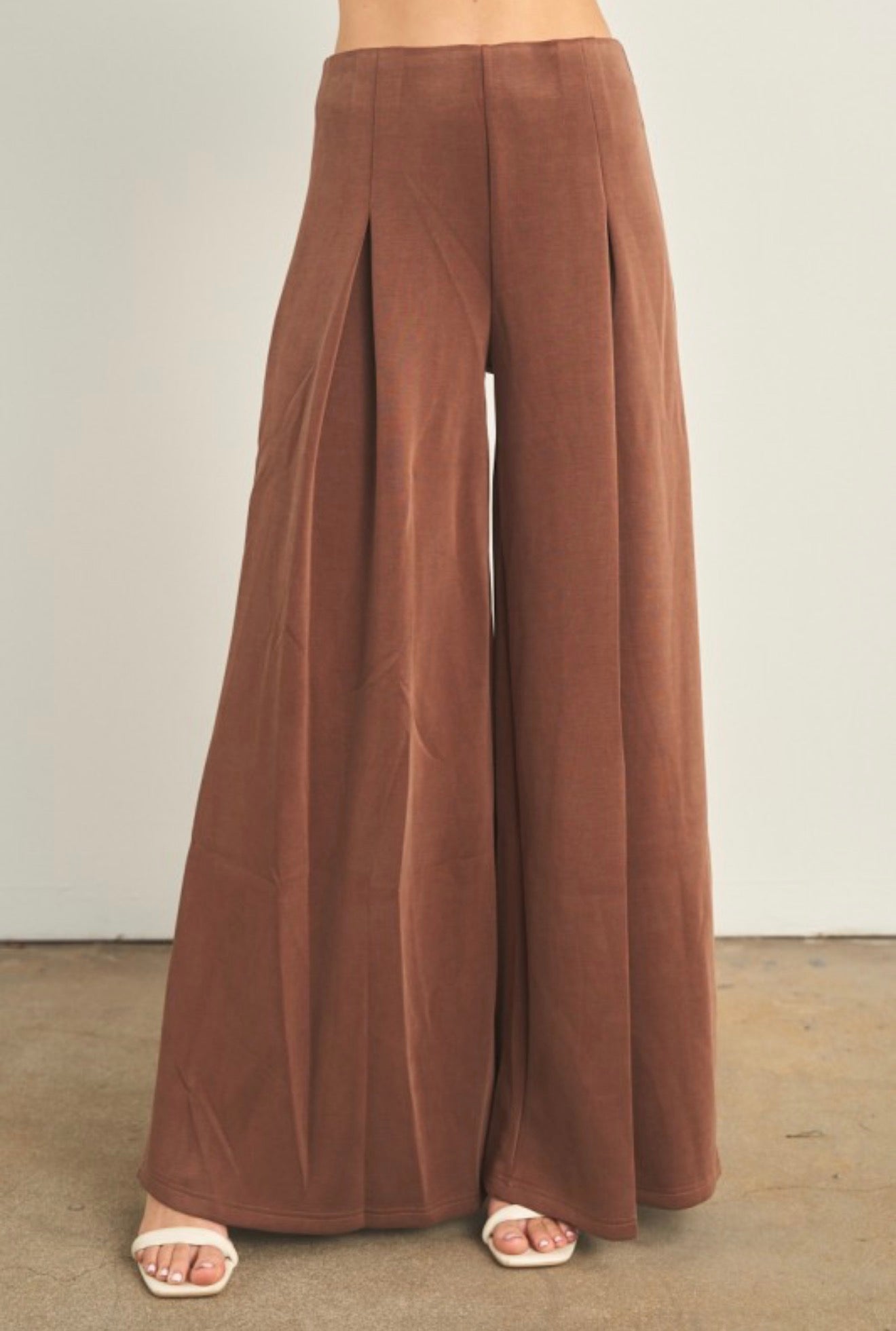 WIDE LEG FLOW PANTS