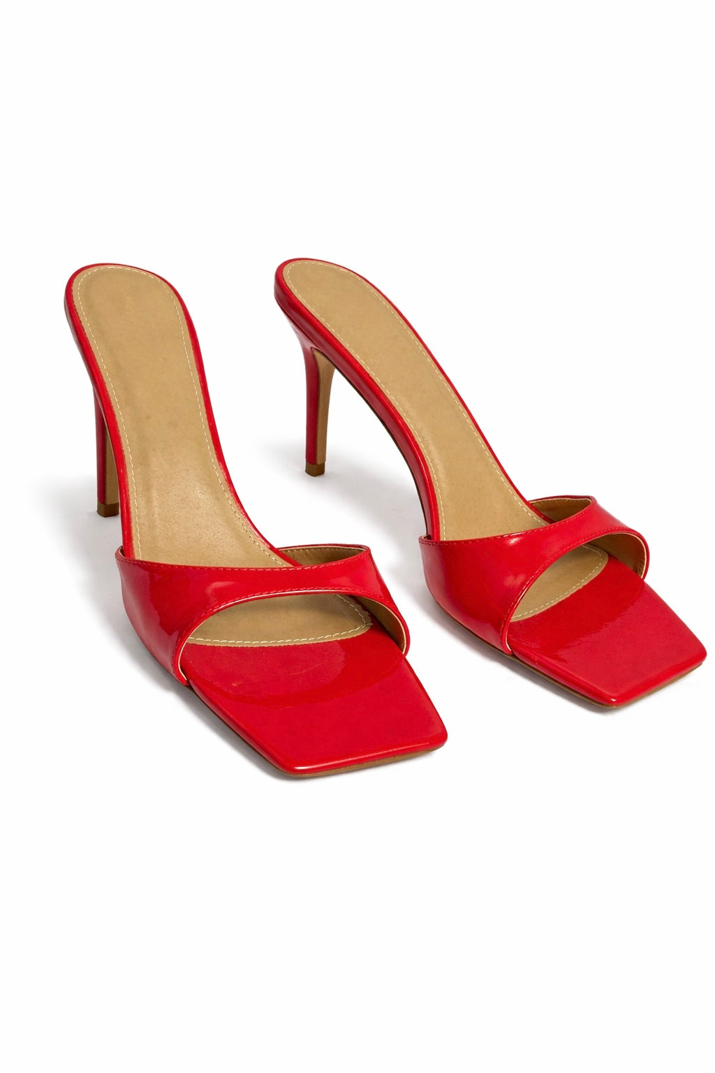 CLASSIC SQUARE TOE HEELS