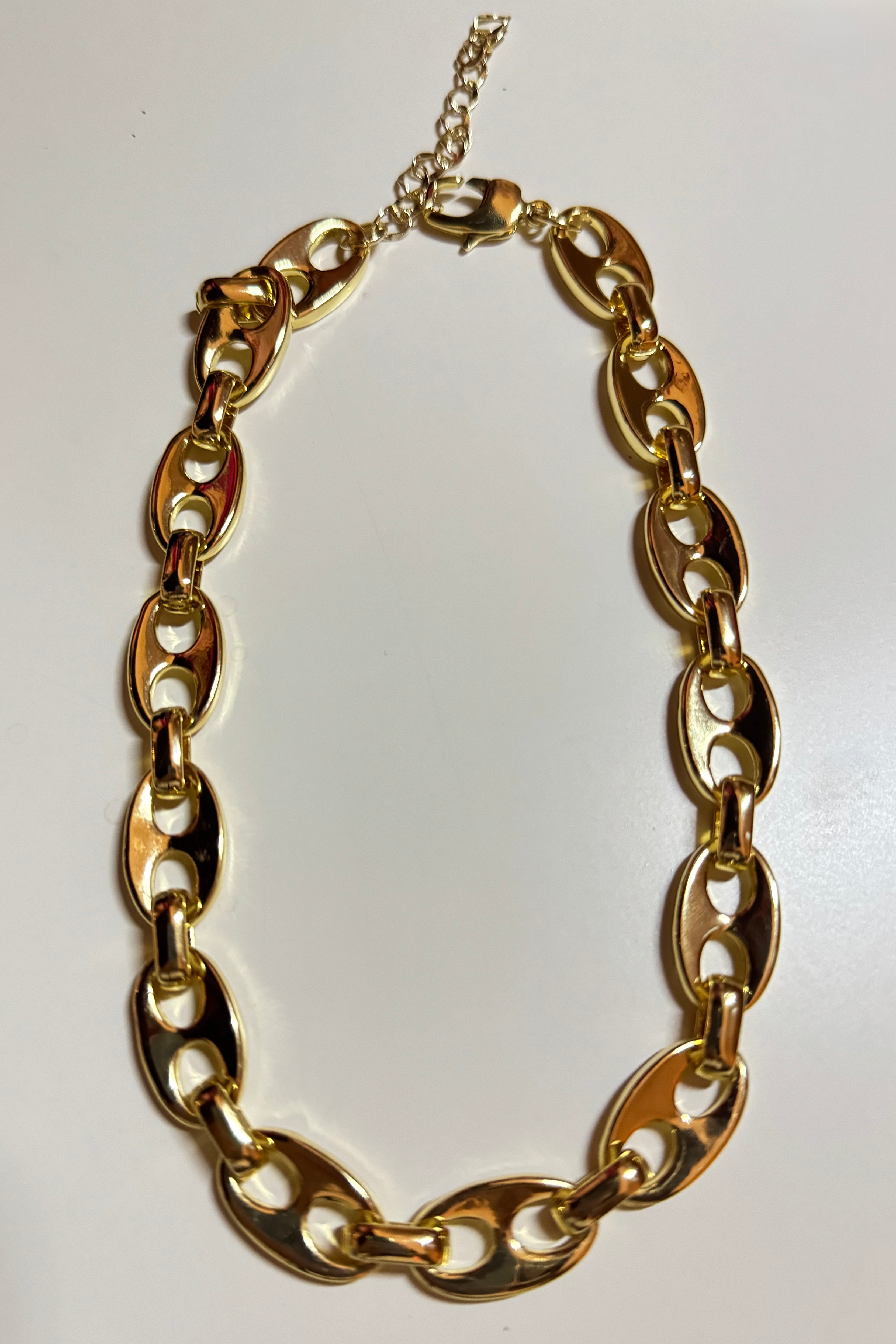 HILLARY NECKLACE