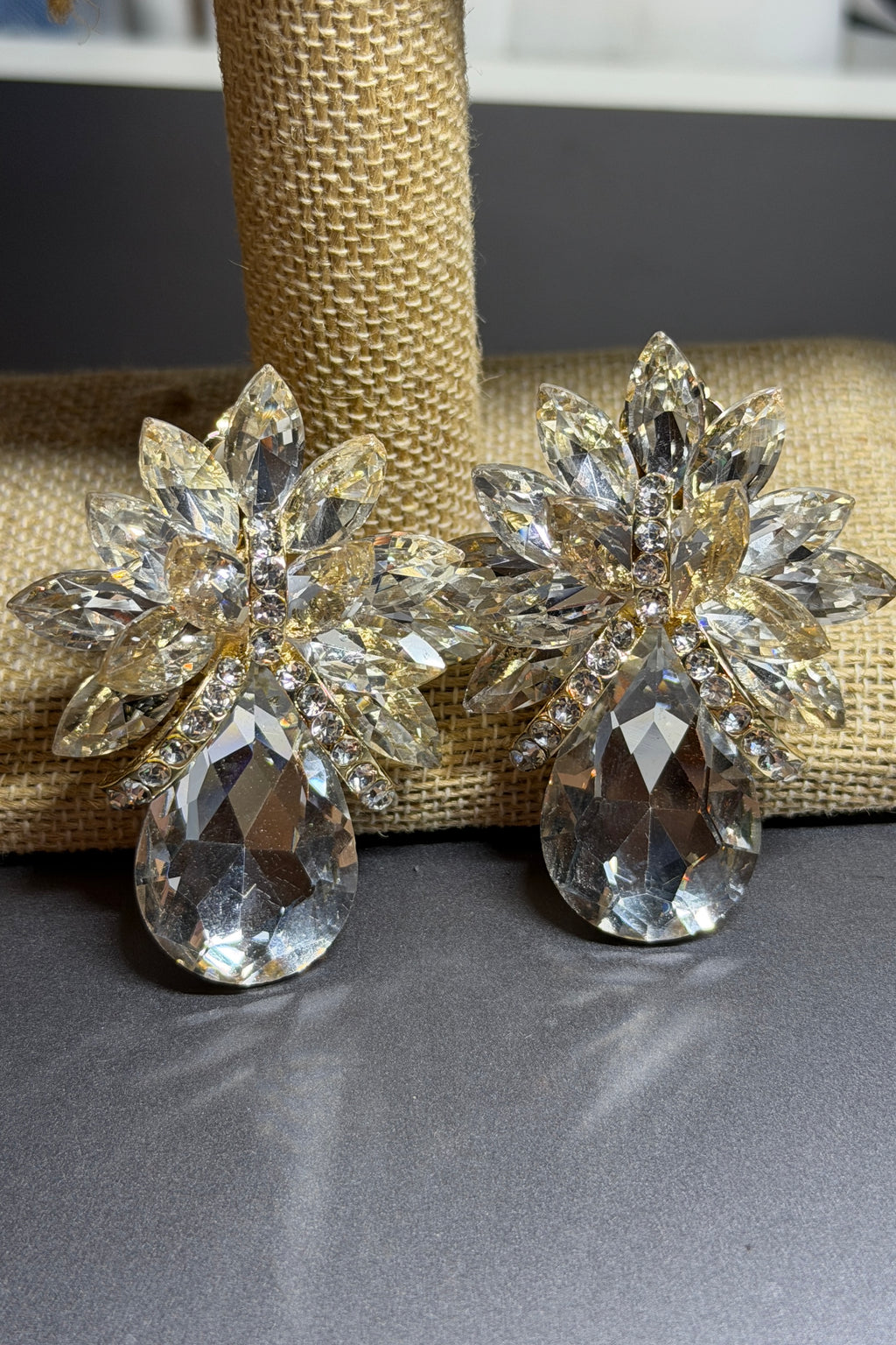 CRYSTAL EARRINGS