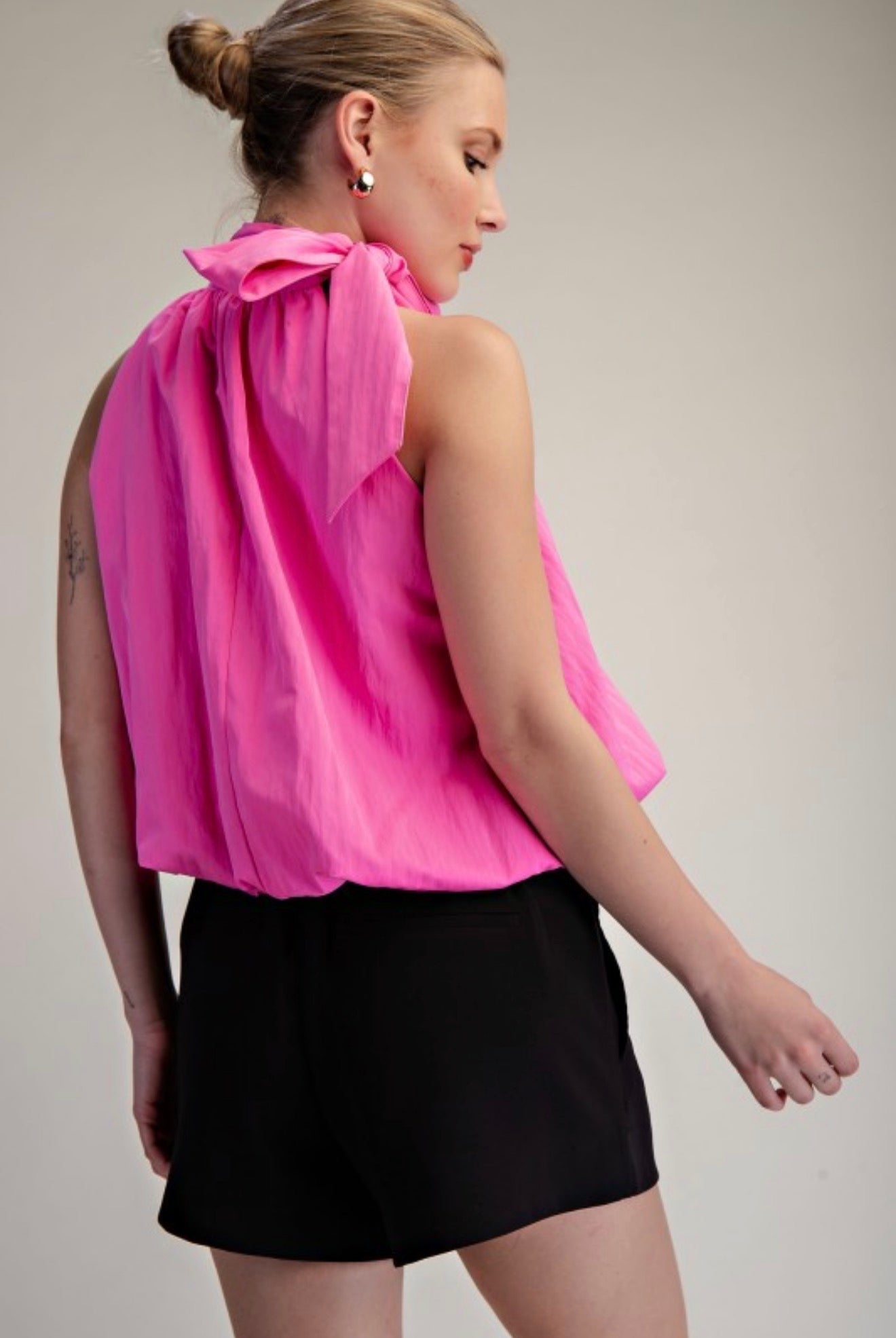 BOW HALTER BUBBLE TOP