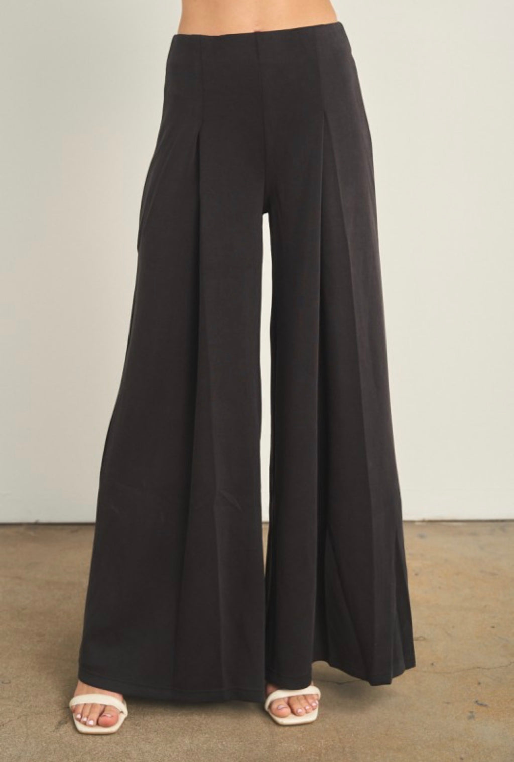 WIDE LEG FLOW PANTS