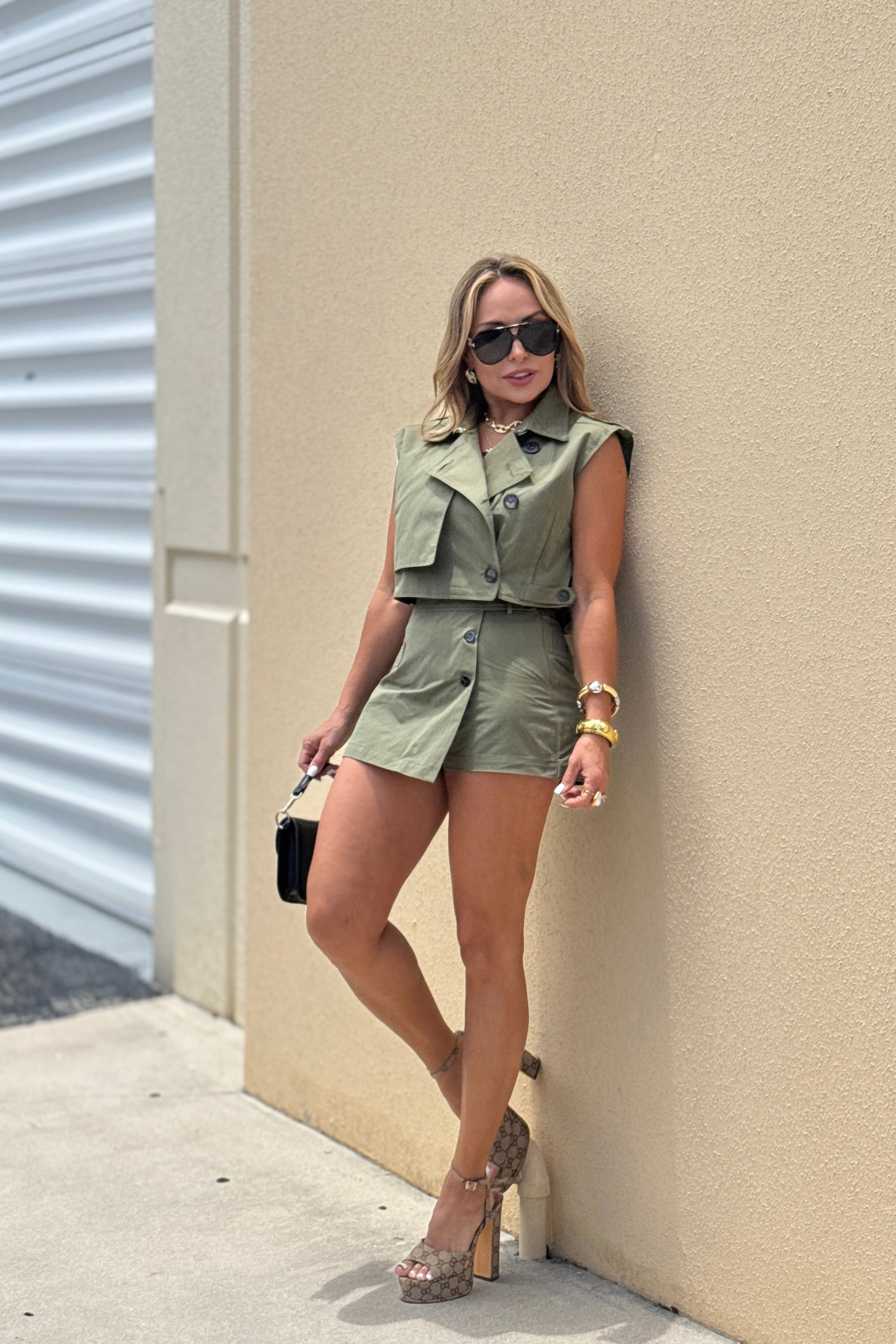 PAMELA BUTTON SHORT