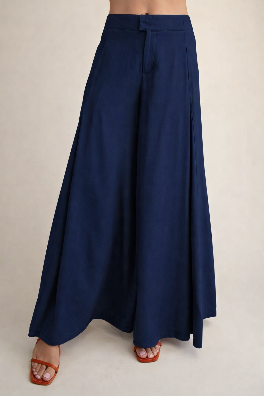 NAVY FLOW PALAZZO PANTS