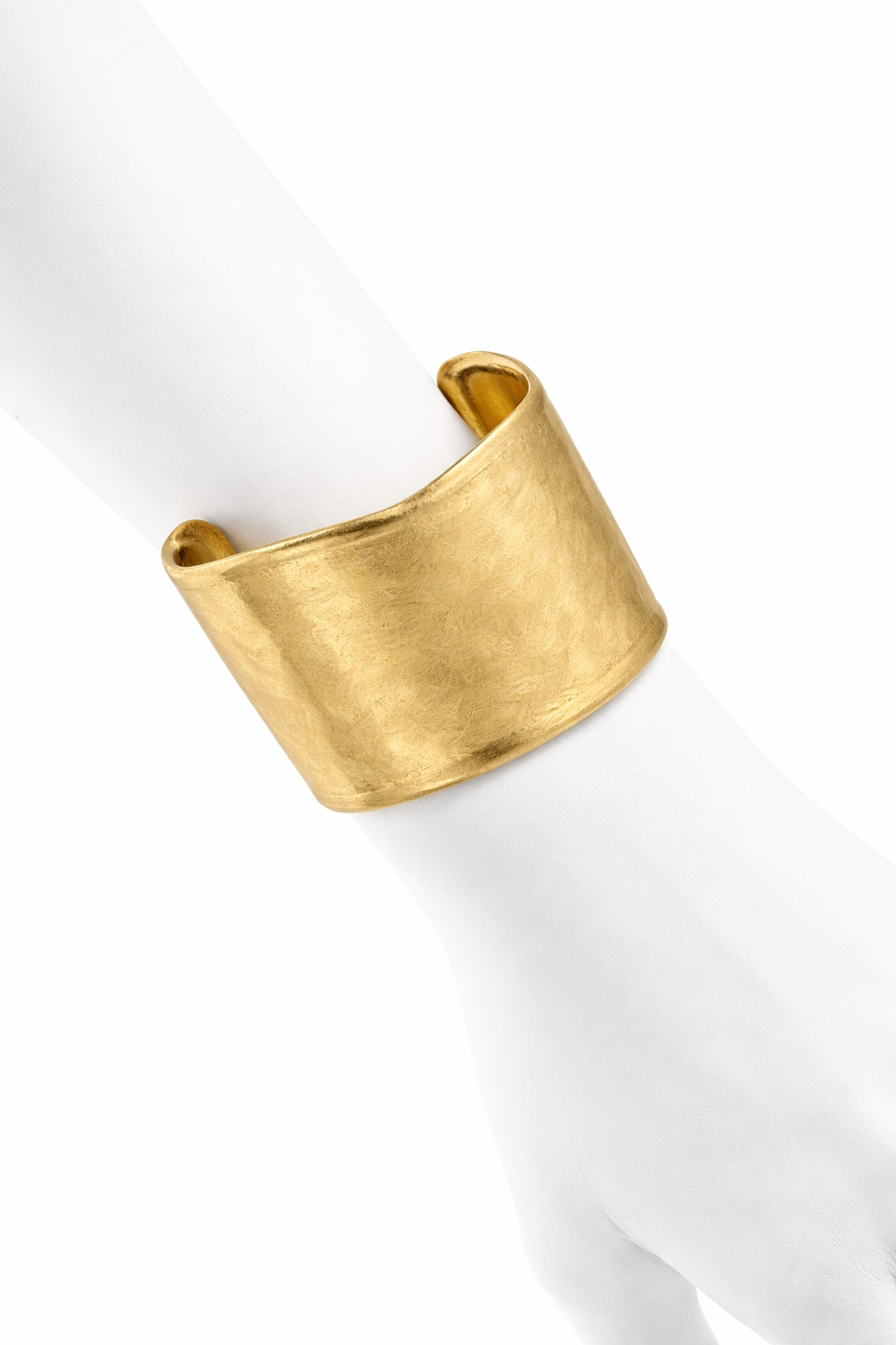 CLASSIC GOLD CUFF BRACELET