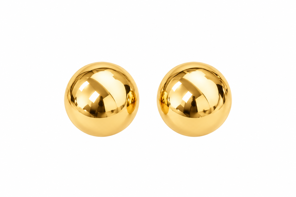 GOLDEN GLOW STUD EARRINGS