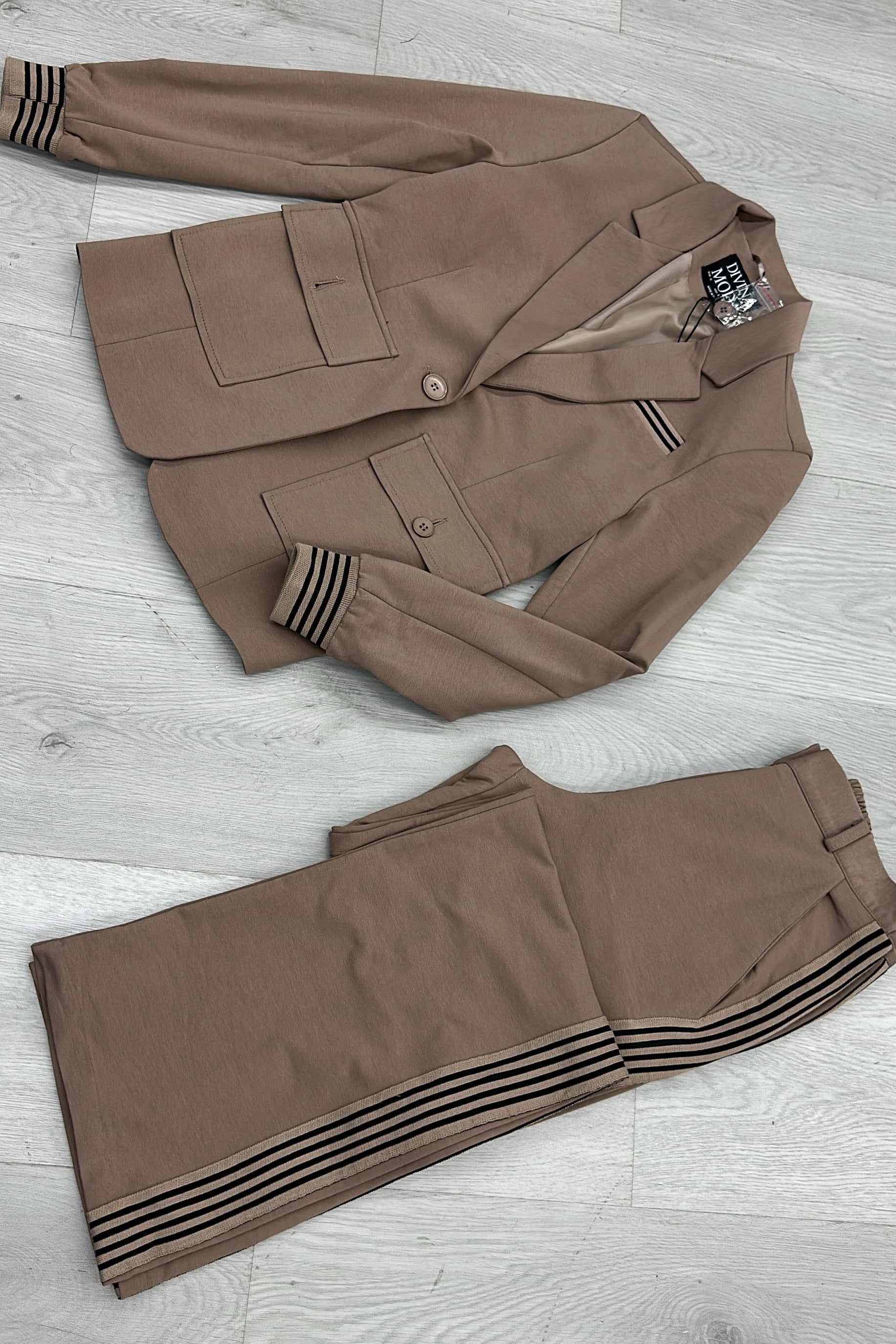 ELIZA TWO PIECES SET