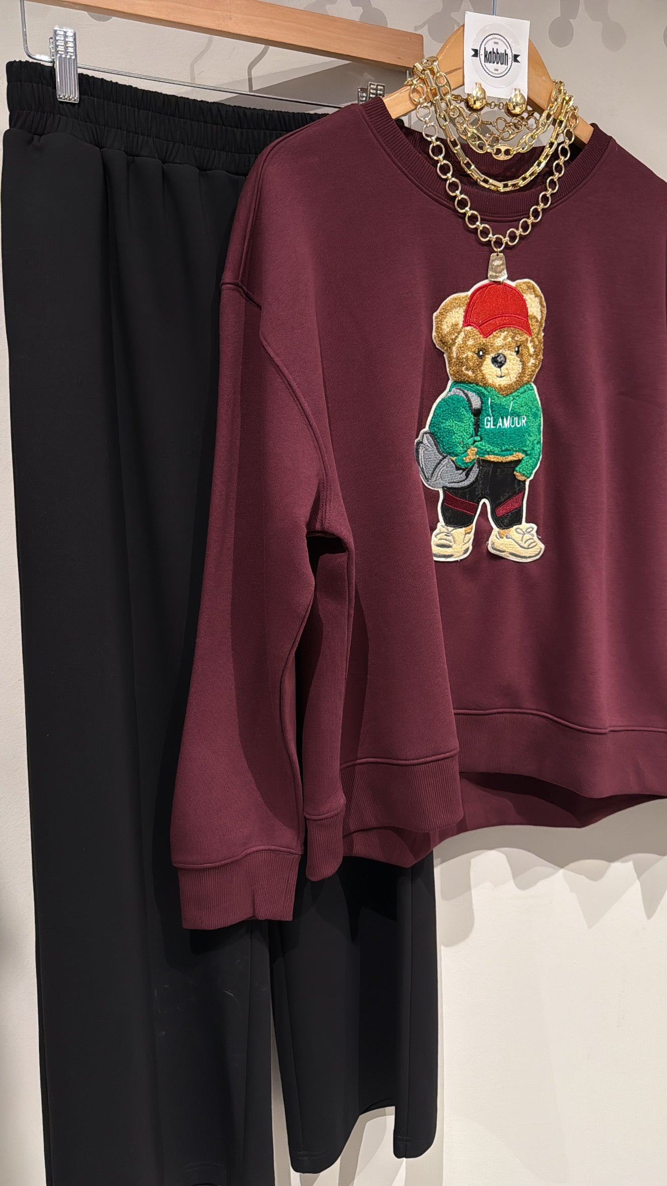 HELGA BURGUNDY BEAR SWEATER