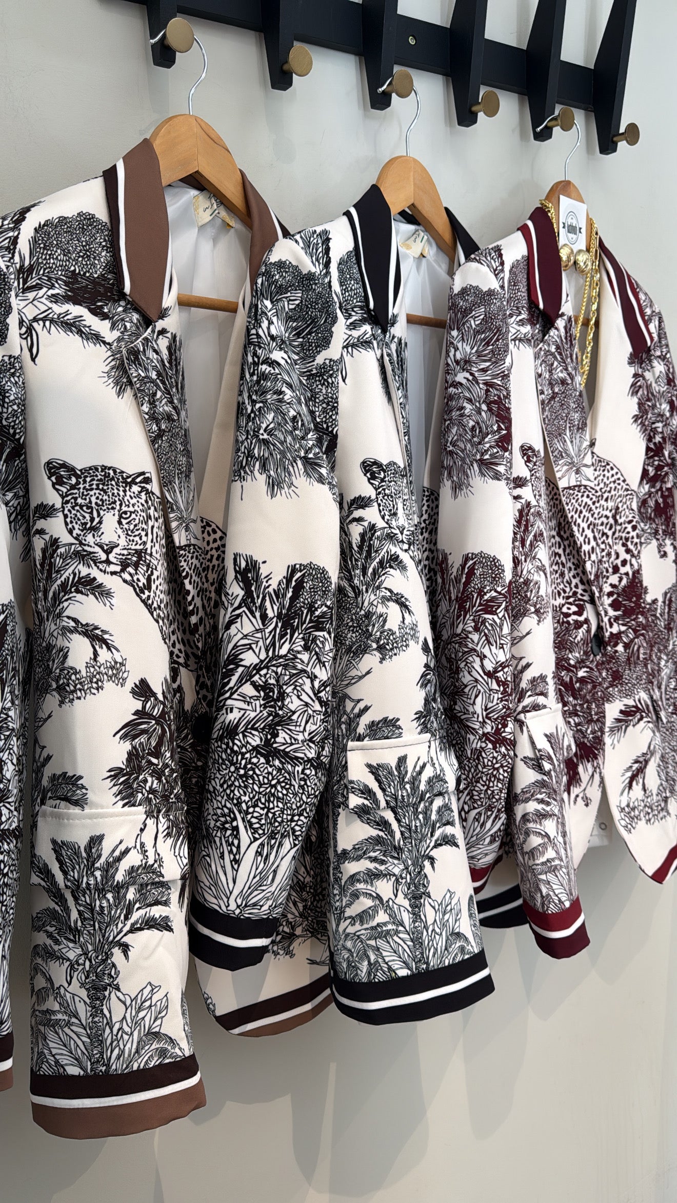 TIGER FASHION BLAZER