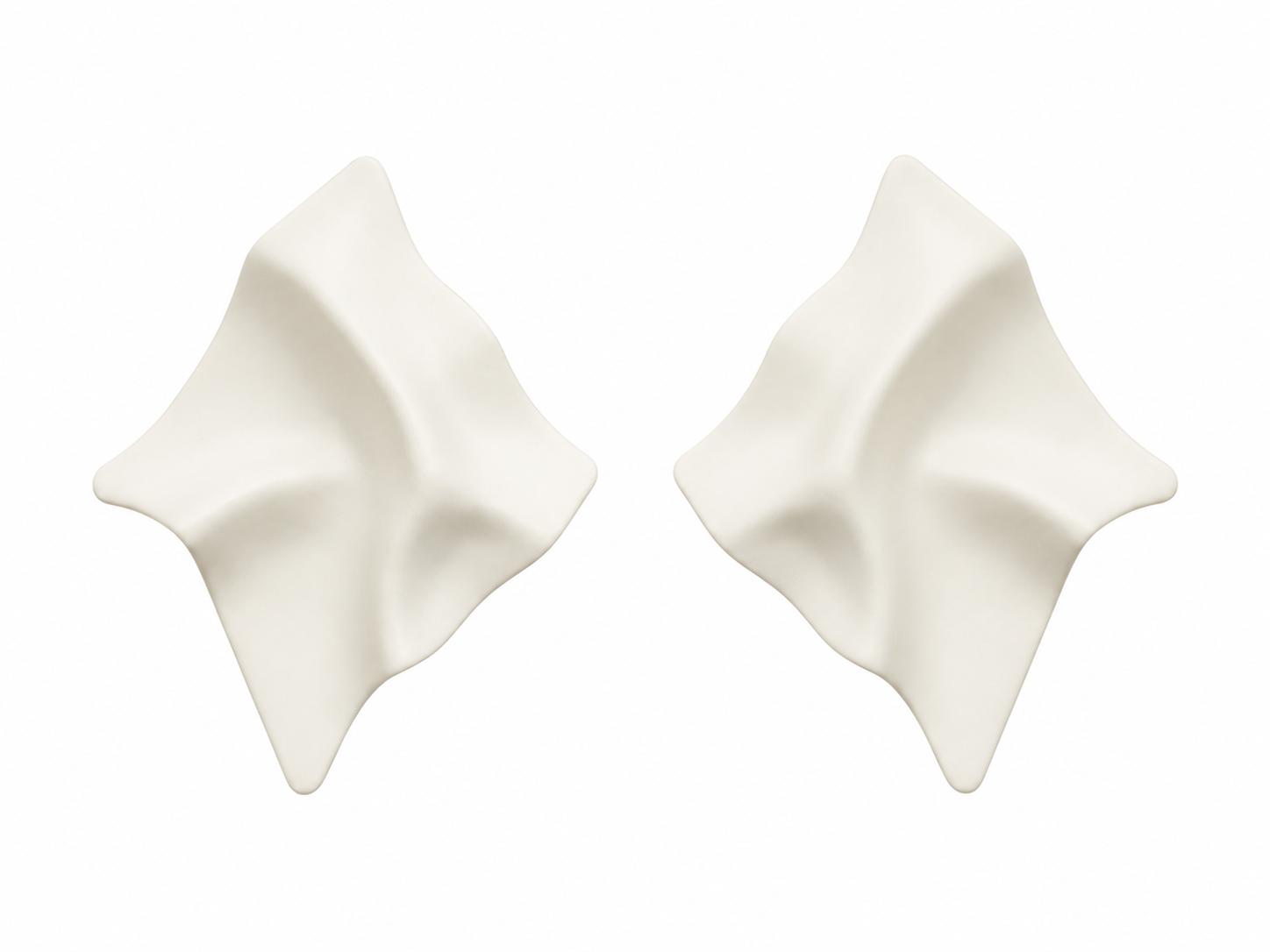 SCULPTED WAVE EARRINGS